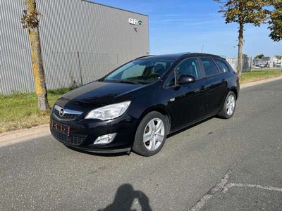 gebraucht Opel Astra Design Edition J Sports Tourer