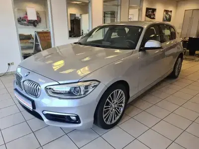 Usata BMW 118 Urban Line 150 CV (110 kW) 2018 Argento Utilitaria
