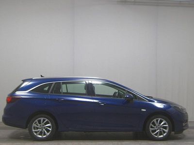 Usado Opel Astra Elegance 110 HP (80 kW) 2021 Azul Carrinha