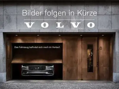 Second-hand Volvo XC60 R-Design 190 CP (139 kW) 2019 Negru SUV
