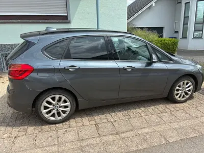 Gebraucht BMW 220 Active Tourer Sport Line 190 PS (139 kW) 2019 Grau Van / Kleinbus