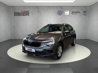 Neu Skoda Kamiq Drive 95 PS (69 kW) 2026 Graphitegrau SUV