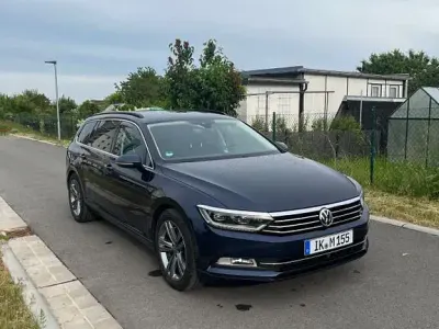 Gebraucht VW Passat Comfortline 150 PS (110 kW) 2015 Blau Kombi