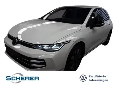 Gebraucht VW Golf VIII Goal 150 PS (110 kW) 2025 Pure white Limousine