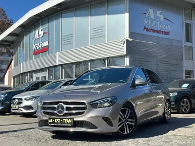 Gebraucht Mercedes B200 163 PS (119 kW) 2019 Silber Kleinwagen