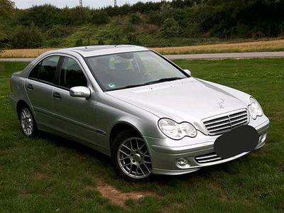 Mercedes C180