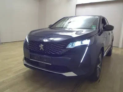 Gebraucht Peugeot 3008 Allure 131 PS (96 kW) 2023 Blau SUV