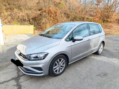 Gebraucht VW Golf Sportsvan Comfortline 131 PS (96 kW) 2019 Silber Van / Kleinbus