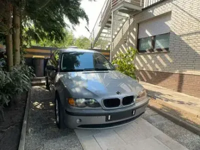 Gebraucht BMW 320 150 PS (110 kW) 2004 Grau Limousine