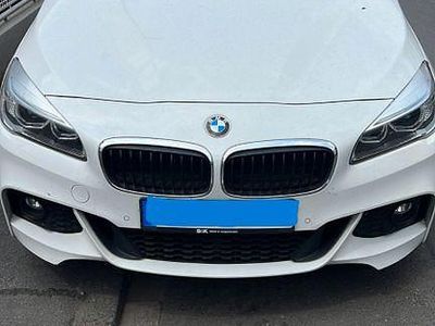 Gebraucht BMW 220 Gran Tourer M Sport 190 PS (139 kW) 2017 Weiß Van / Kleinbus
