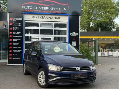 Gebraucht VW Golf VII Trendline 116 PS (85 kW) 2019 Blau Limousine