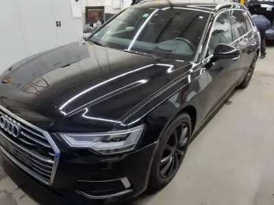 Gebraucht Audi A6 Ambiente 265 PS (194 kW) 2021 Schwarz Kombi