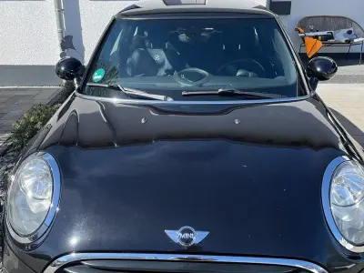 Begagnad Mini ONE 102 HK (75 kW) 2017 Svart Halvkombi