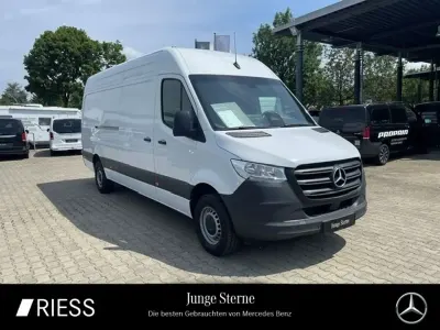 Gebraucht Mercedes Sprinter 170 PS (125 kW) 2025 Weiß Van