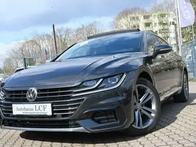 Usata VW Arteon R-line 190 CV (139 kW) 2019 Grigio Berlina