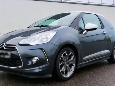 Gebraucht Citroën DS3 112 PS (82 kW) 2015 Grau Limousine