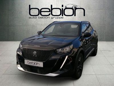 Gebraucht Peugeot e-2008 Allure 100 kW (136 PS) 2023 Perla nera schwarz SUV
