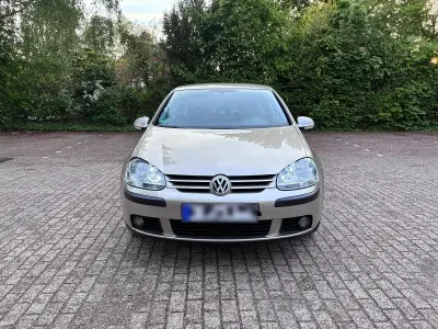 Gebraucht VW Golf V 90 PS (66 kW) 2004 Beige Kleinwagen