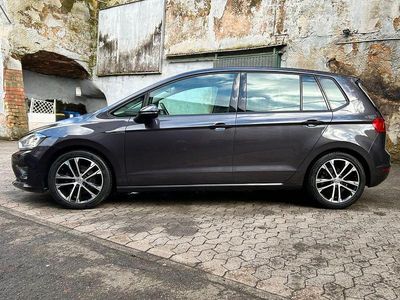 Gebraucht VW Golf VII LOUNGE 150 PS (110 kW) 2015 Grau Limousine