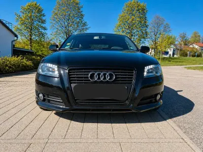 Używany Audi A3 S-Line 125 KM (91 kW) 2010 Czarny Hatchback