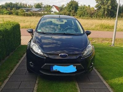 Schwarz Gebraucht 2012 Ford Fiesta Trend Limousine | 4.900 € (Fairer Preis)