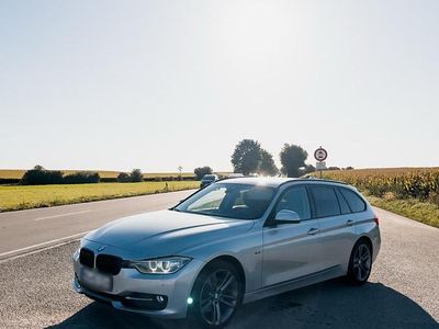 Gebraucht BMW 320 Sport Line 184 PS (135 kW) 2014 Grau Kombi