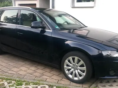 Gebraucht Audi A4 143 PS (105 kW) 2009 Blau Kombi