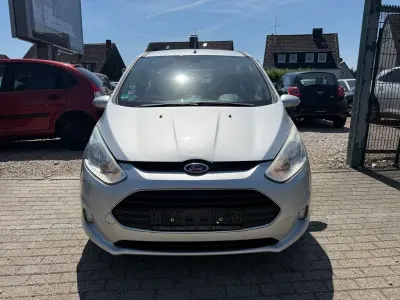 Gebraucht Ford B-MAX SYNC Edition 90 PS (66 kW) 2016 Silber Van / Kleinbus