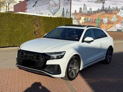 Weiß Gebraucht 2018 Audi Q8 Ambiente SUV | 43.890 € (Fairer Preis)