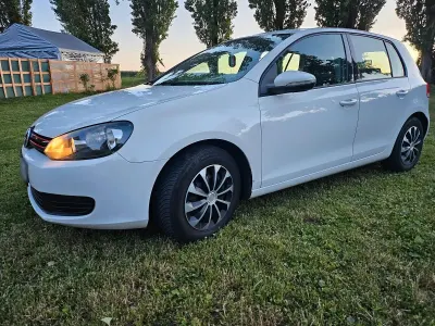 Gebraucht VW Golf VI Edition 80 PS (58 kW) 2009 Weiß Kleinwagen