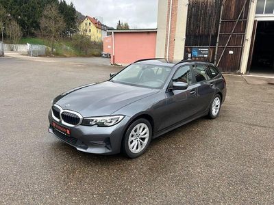 Usata BMW 318 Advantage 150 CV (110 kW) 2021 Grigio Station wagon