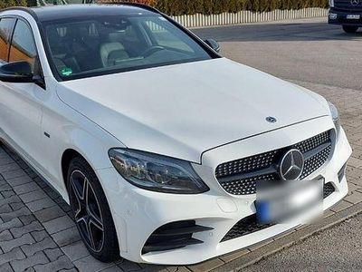 Gebraucht Mercedes C300e AMG 313 PS (230 kW) 2020 Weiß Kombi