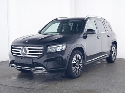 Mercedes GLB220
