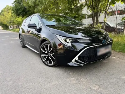 Gebraucht Toyota Corolla Lounge 180 PS (132 kW) 2022 Schwarz Kombi