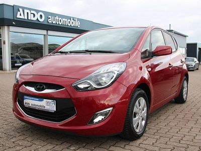 Gebraucht Hyundai ix20 90 PS (66 kW) 2012 Rot Kleinwagen