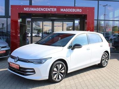 Gebraucht VW Golf VIII Goal 150 PS (110 kW) 2024 Oryxweiß perlmutteffekt Limousine