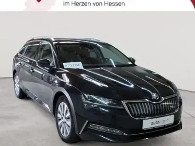Gebraucht Skoda Superb Style 156 PS (114 kW) 2022 Schwarz Kombi