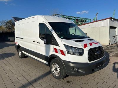 Gebraucht Ford Transit 131 PS (96 kW) 2018 Weiß Van / Kleinbus