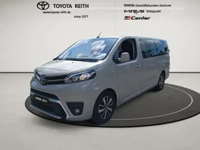 Gebraucht Toyota Proace Verso Comfort 177 PS (130 kW) 2019 Sandstein metallic Kombi