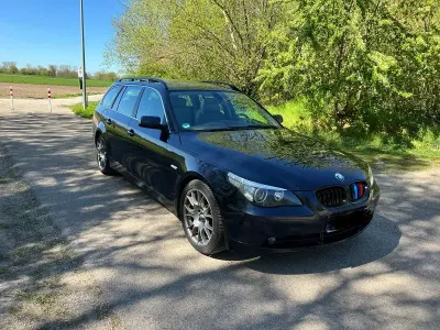 Gebraucht BMW 525 Basis 177 PS (130 kW) 2004 Kombi