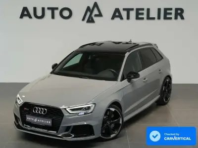 Gebraucht Audi RS3 Ambiente 400 PS (294 kW) 2018 Grau Limousine