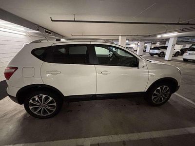 Gebraucht Nissan Qashqai Tekna 150 PS (110 kW) 2010 Weiß SUV