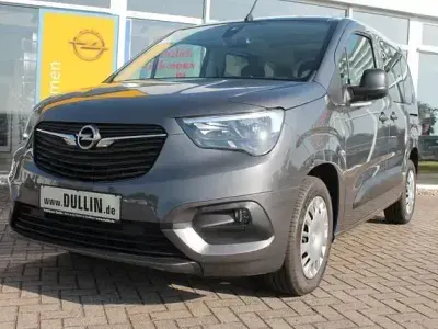 Usata Opel Combo Life Edition 131 CV (96 kW) 2023 Grigio Monovolume