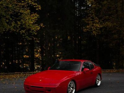 Rot Gebraucht 1986 Porsche 944 Turbo Coupé | 39.999 €