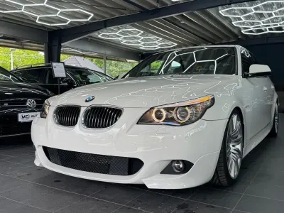 Gebraucht BMW 525 M Sport 197 PS (144 kW) 2009 Weiß Limousine