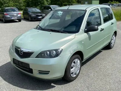 Gebraucht Mazda 2 Comfort 75 PS (55 kW) 2007 Grün Kleinwagen