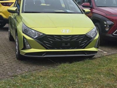 Nuova Hyundai i20 Select 101 CV (74 kW) 2026 Verde Utilitaria