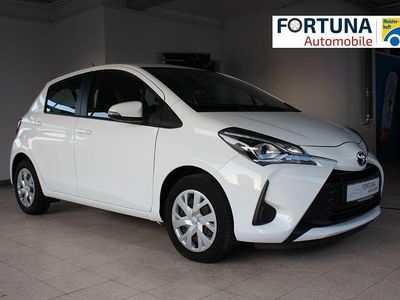Gebraucht Toyota Yaris Comfort 111 PS (81 kW) 2019 Weiß Kleinwagen