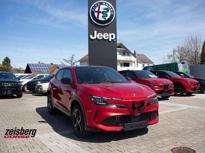 Nouă Alfa Romeo GT Junior 145 CP (106 kW) 2026 Roșu Berlinǎ