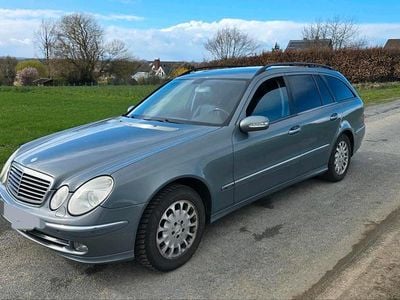 Gebraucht Mercedes E200 163 PS (119 kW) 2004 Kombi